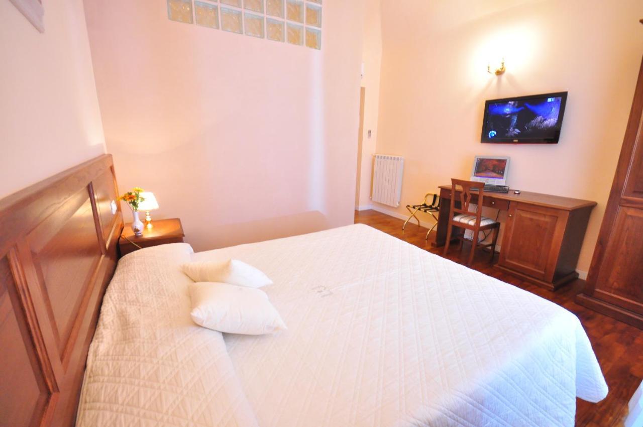 Relais Cavour Hotel Roma Ngoại thất bức ảnh